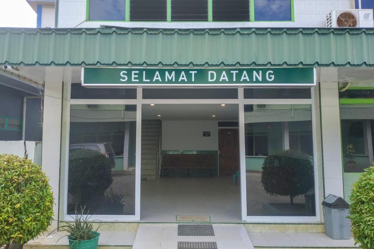 Super Oyo 3098 Hotel Sahabat Baru سينغكوانغ المظهر الخارجي الصورة